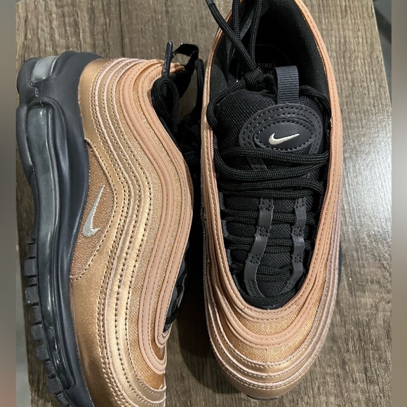 Metallic Nike 97s - Picture 1 of 2